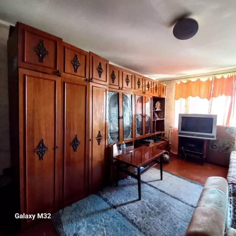 3-к кв. Крым, Симферополь ул. Совхозная, 21 (65.0 м) - Фото 1