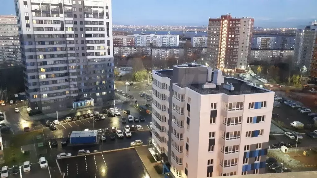 1-к. квартира, 42 м, 7/16 эт. - Фото 0