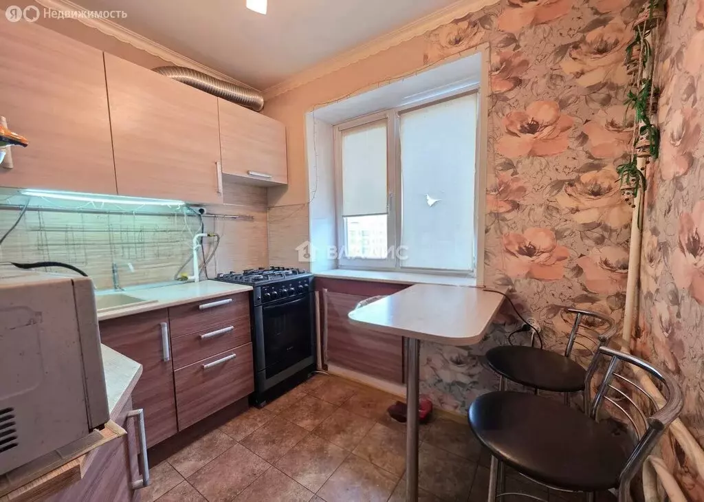 3-комнатная квартира: Белгород, улица Макаренко, 6 (57.2 м) - Фото 2