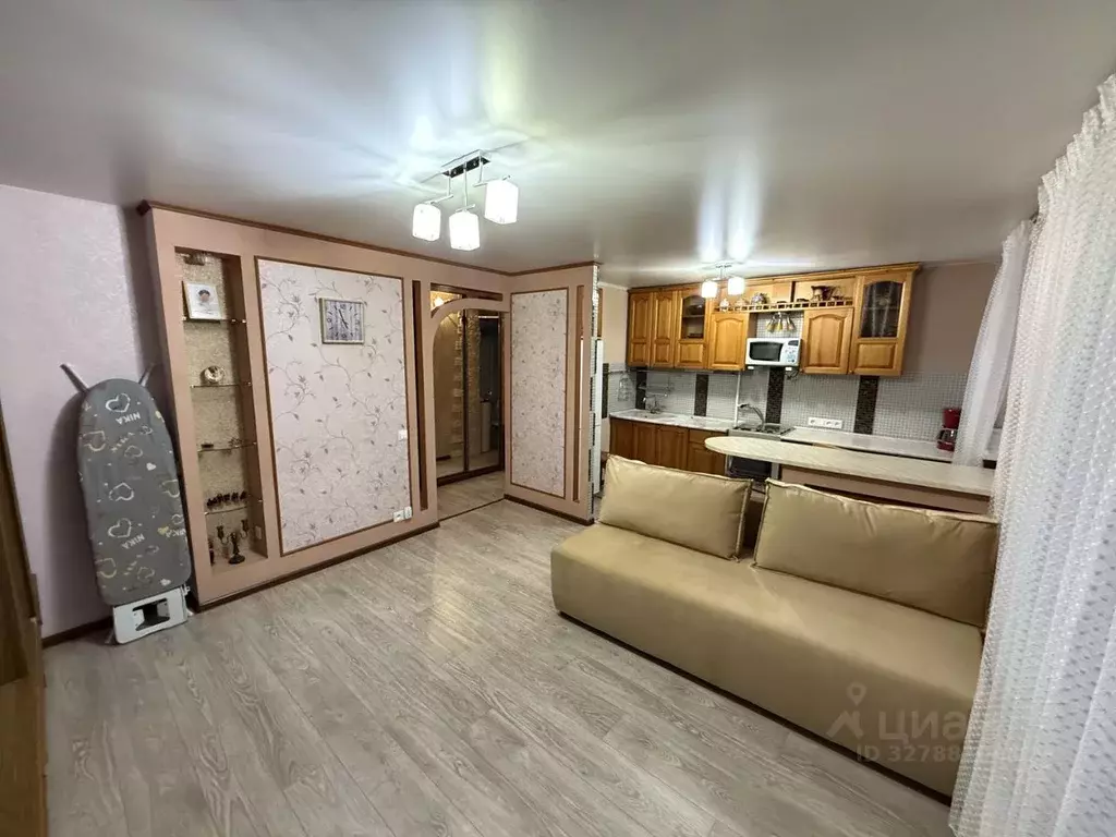 2-к кв. Свердловская область, Екатеринбург ул. Пехотинцев, 11 (48.0 м) - Фото 1