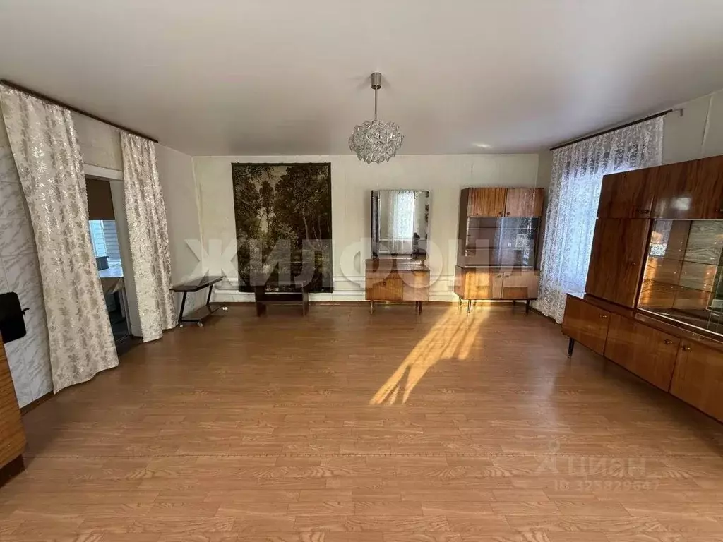 Дом в Новосибирская область, Коченевский район, с. Прокудское ... - Фото 1