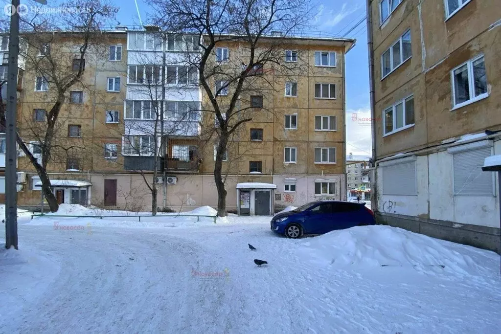 3-комнатная квартира: Ревда, улица Максима Горького, 46 (55 м) - Фото 2