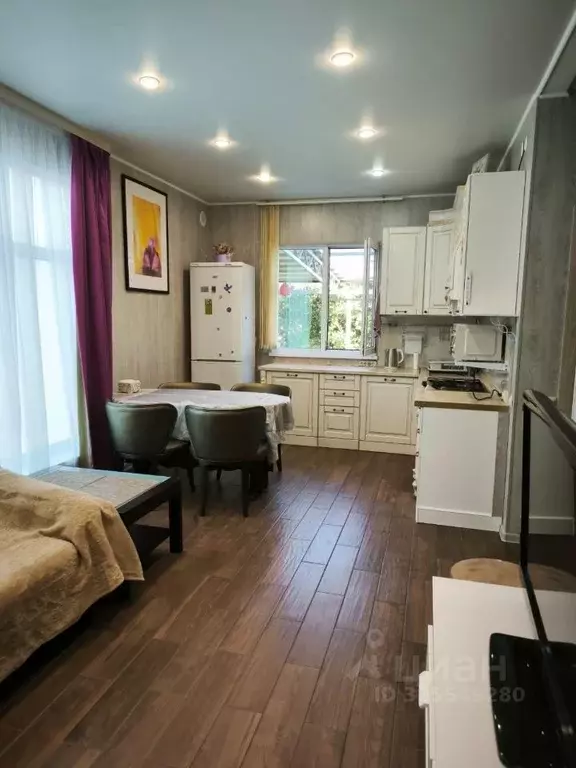 Дом в Краснодарский край, Сочи Кленовая ул., 1 (100 м) - Фото 1