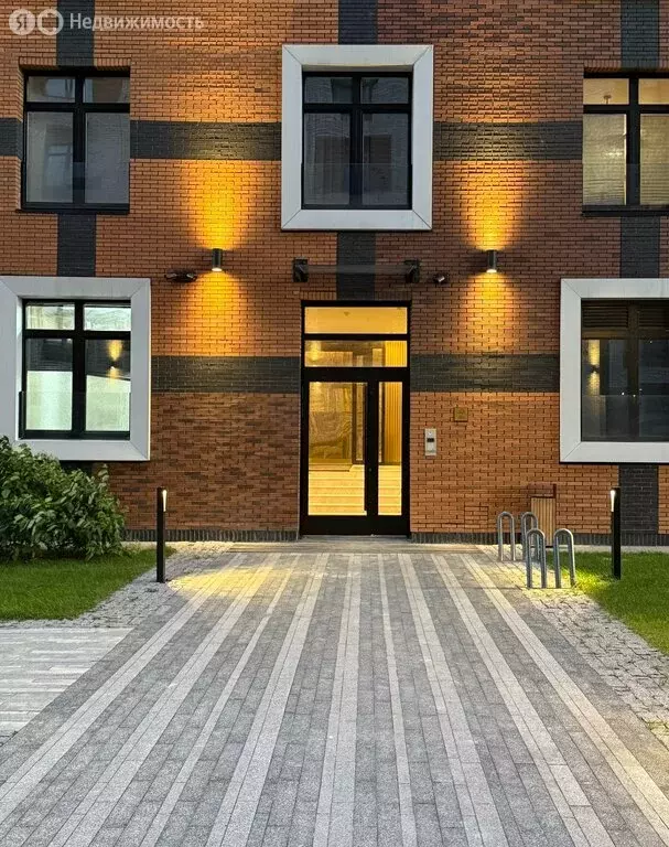 3-комнатная квартира: Санкт-Петербург, Петровский проспект, 9к2 (80 м) - Фото 0