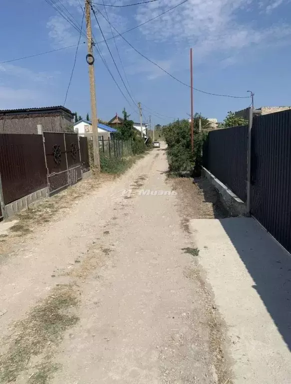 Участок в Крым, Ленинский район, с. Калиновка  (6.0 сот.) - Фото 1