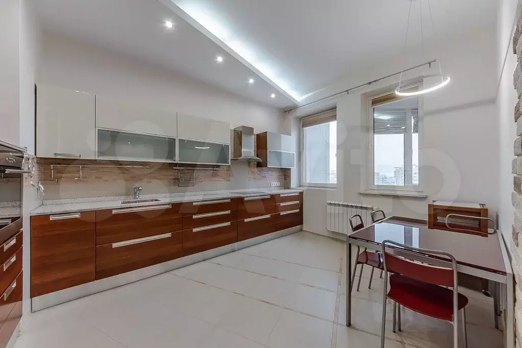 4-к. квартира, 160 м, 23/24 эт. - Фото 0