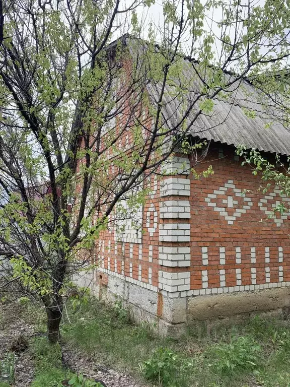 Дом в Саратовская область, Саратов Факел-85 СНТ, ул. 2-я Гуселка (60 ... - Фото 0