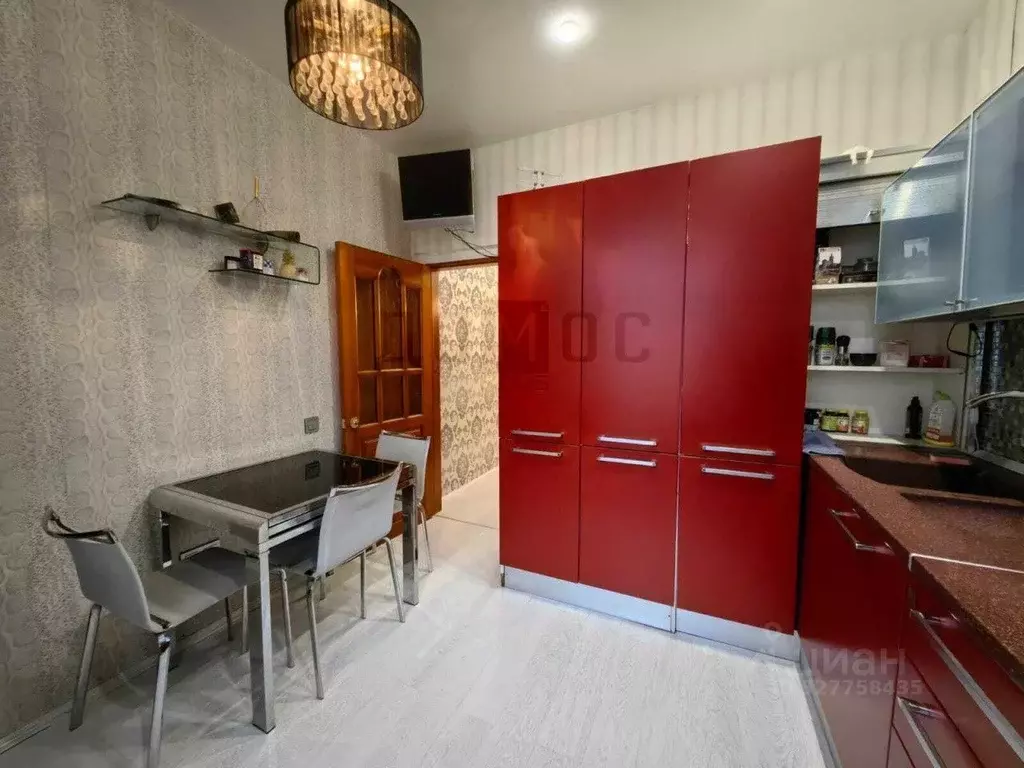 2-к кв. Свердловская область, Екатеринбург просп. Ленина, 99 (62.5 м) - Фото 2