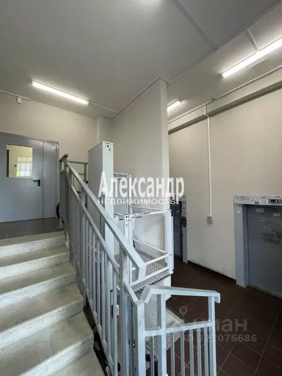 Студия Ленинградская область, Мурино Всеволожский район, бул. ... - Фото 1