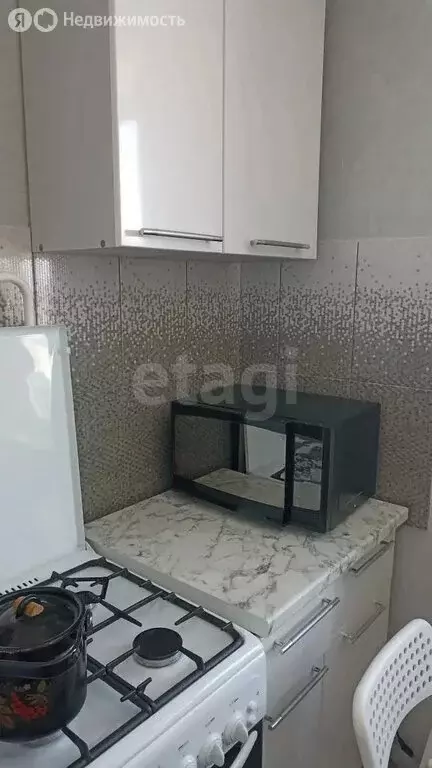 1-комнатная квартира: Альметьевск, улица Тельмана, 58 (35 м) - Фото 1