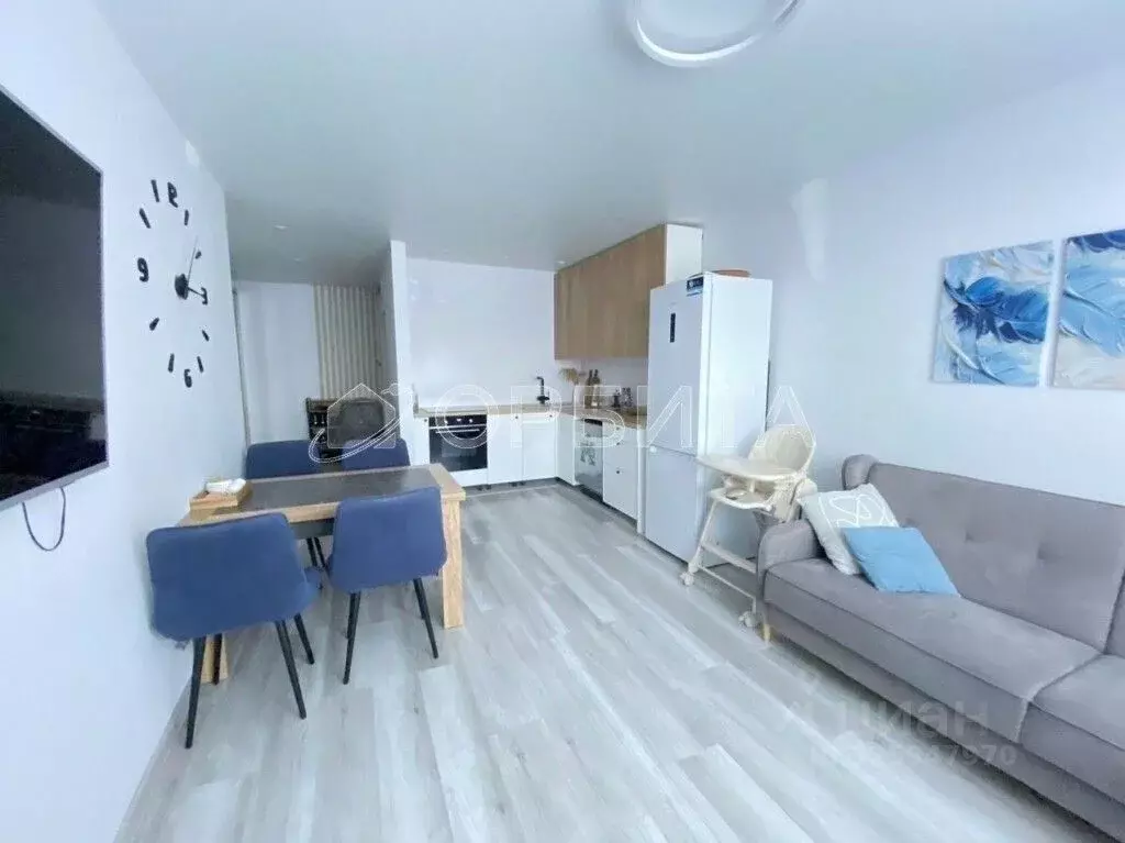 3-к кв. Тюменская область, Тюмень Рощино мкр, ул. Александра ... - Фото 1