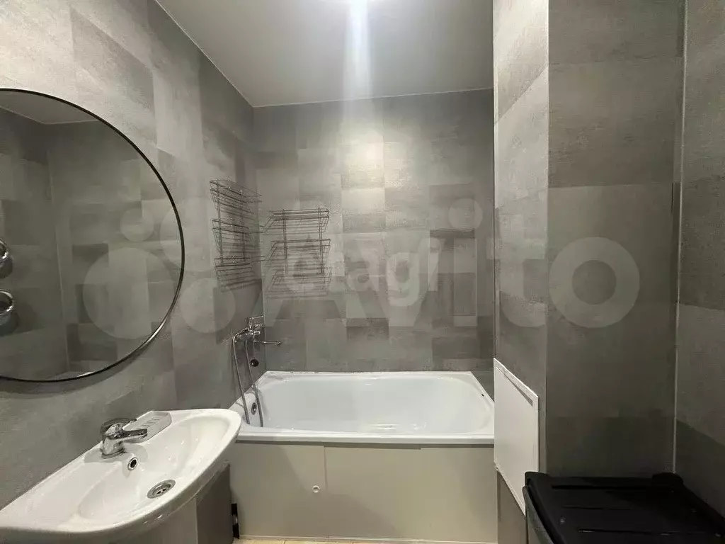 2-к. квартира, 38 м, 1/18 эт. - Фото 1