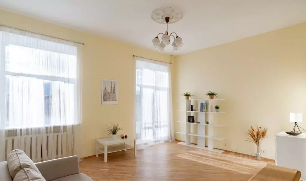 3-к кв. Санкт-Петербург наб. Макарова, 34 (86.0 м) - Фото 2