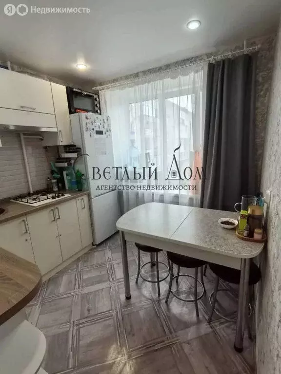 1-комнатная квартира: Чернушка, Коммунистическая улица, 35 (31.1 м) - Фото 0