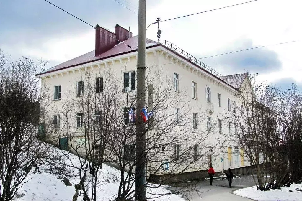 Помещение свободного назначения в Мурманская область, Мурманск ул. ... - Фото 2