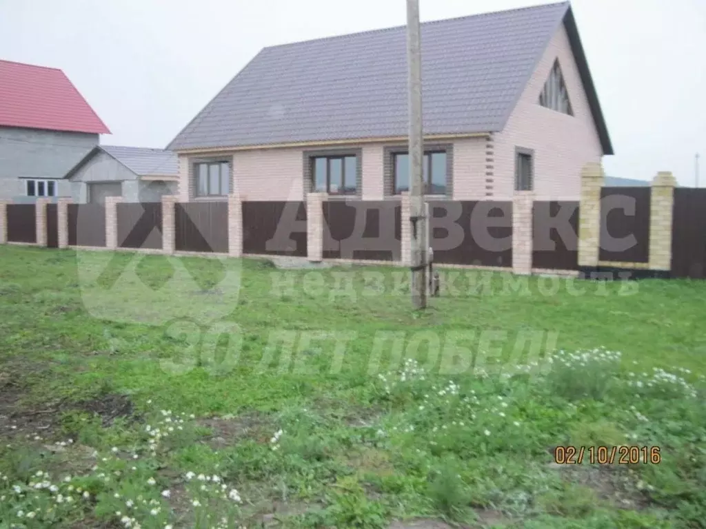 Дом в Тюменская область, Нижнетавдинский район, с. Иска ул. Багуркина ... - Фото 1