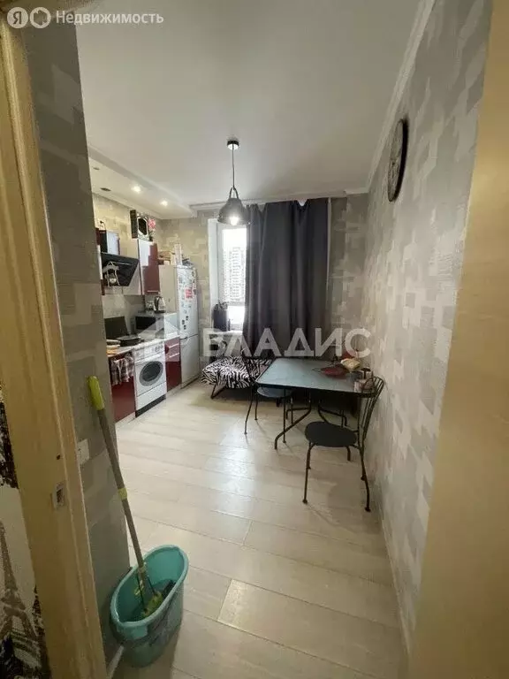 1-комнатная квартира: Мытищи, проспект Астрахова, 2 (37 м) - Фото 1