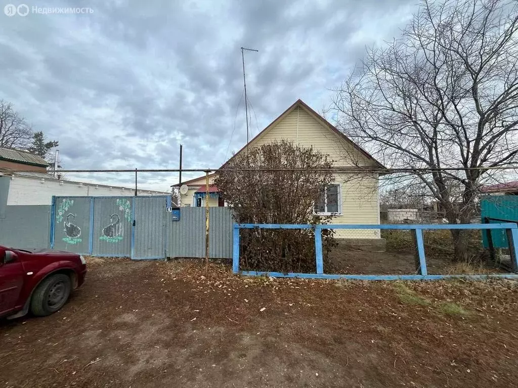 Дом в Саракташский район, Чёрноотрожский сельсовет, станция Чёрный ... - Фото 2