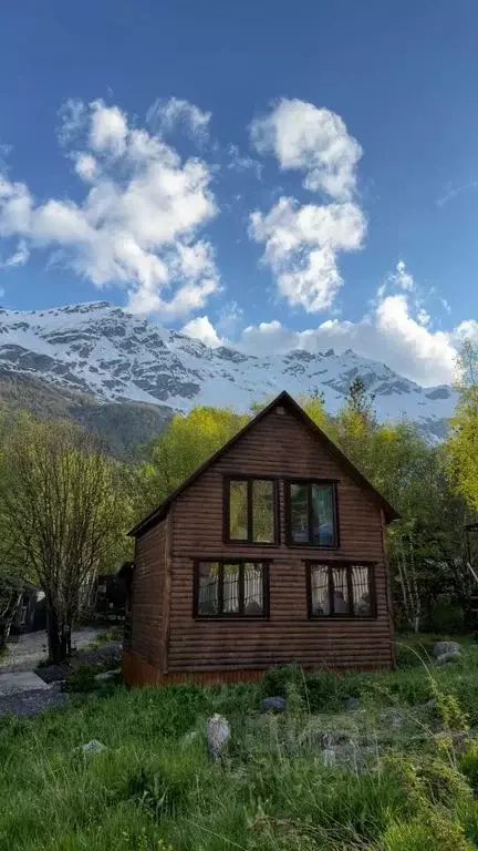 Дом в Кабардино-Балкария, Эльбрусский район, с. Терскол 23А (72 м) - Фото 1