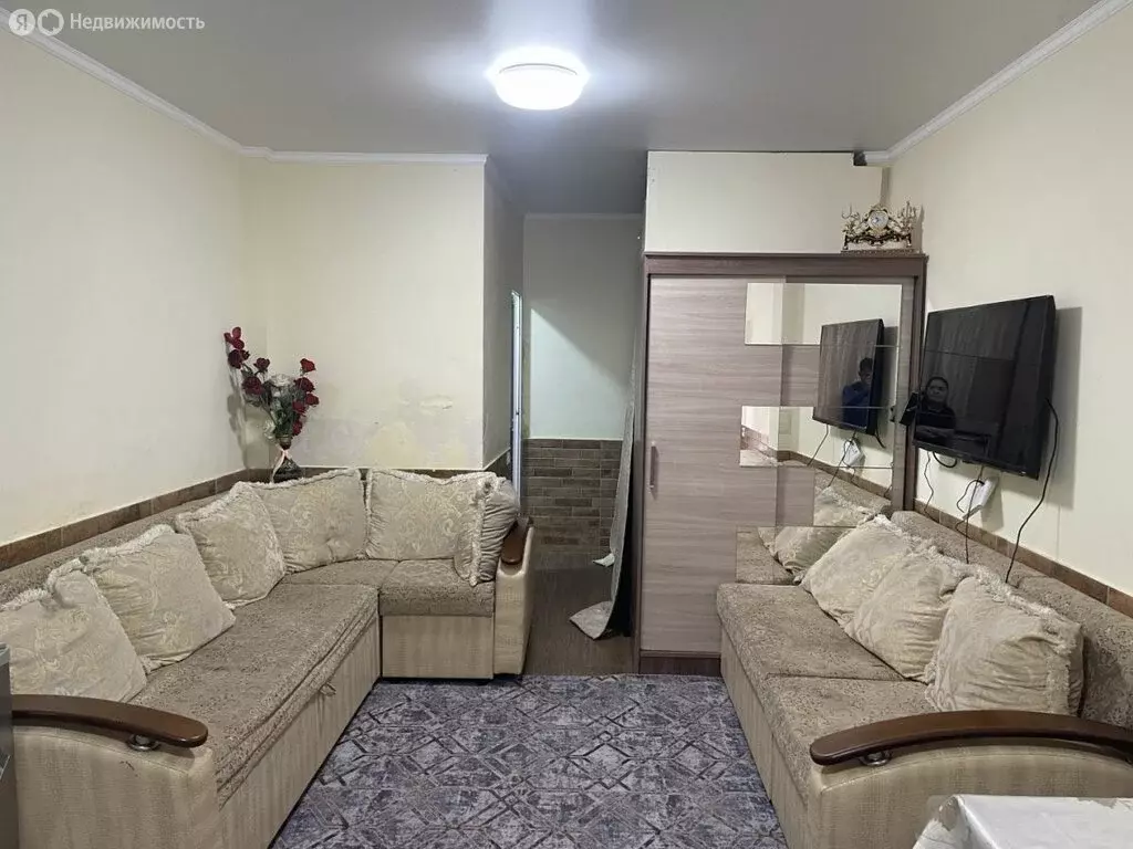 Квартира-студия: Махачкала, проспект Насрутдинова, 11 (27 м) - Фото 1