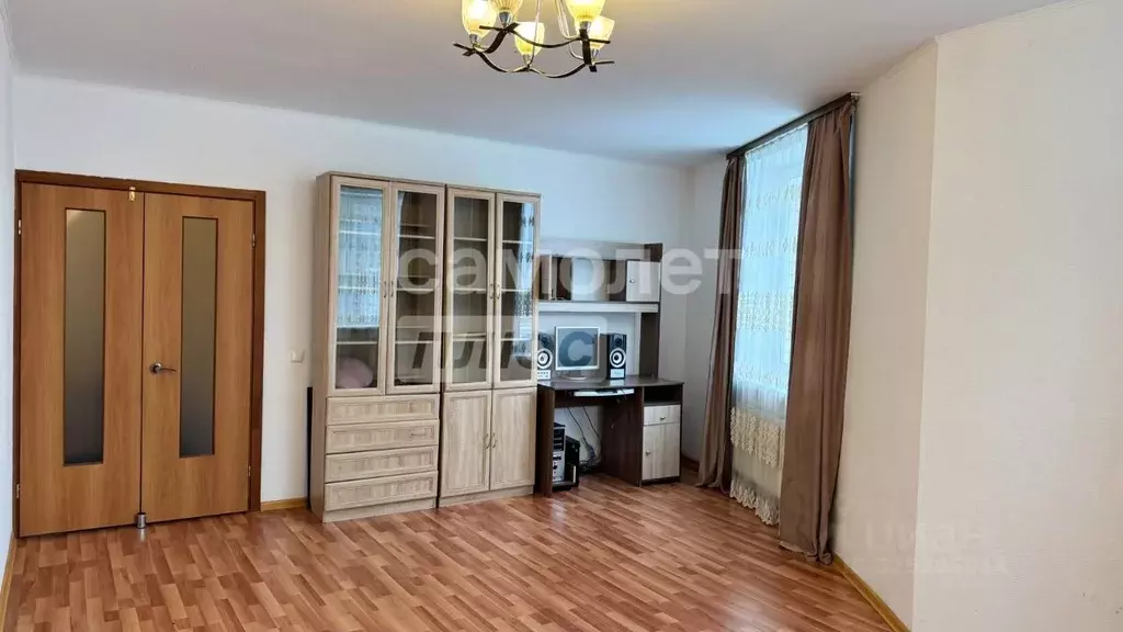 2-к кв. Свердловская область, Екатеринбург ул. Раевского, 6 (69.1 м) - Фото 2