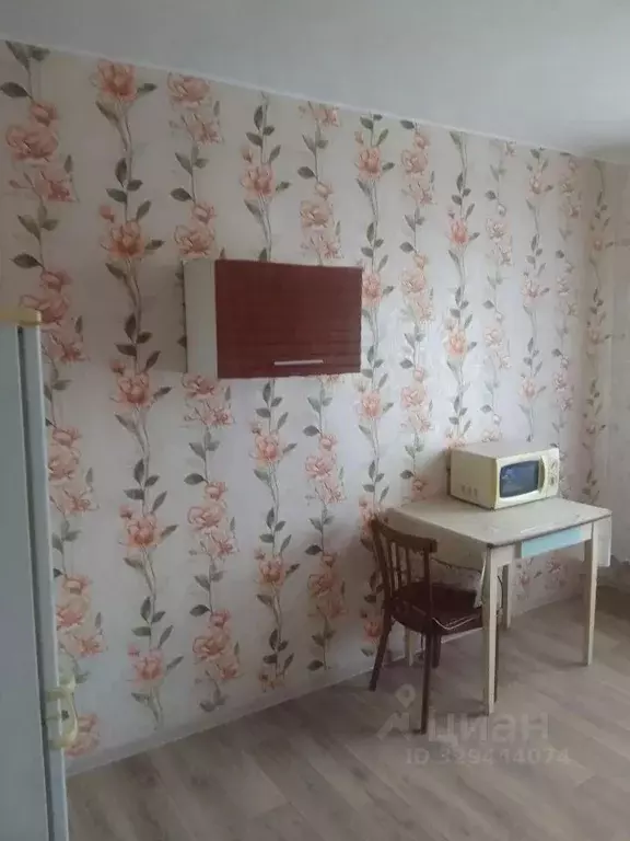 Комната Псковская область, Псков ул. Труда, 73 (13.0 м) - Фото 1