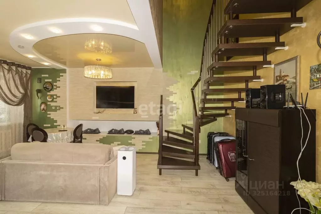 3-к кв. Тюменская область, Тюмень 6-й мкр, ул. Валерии Гнаровской, ... - Фото 1