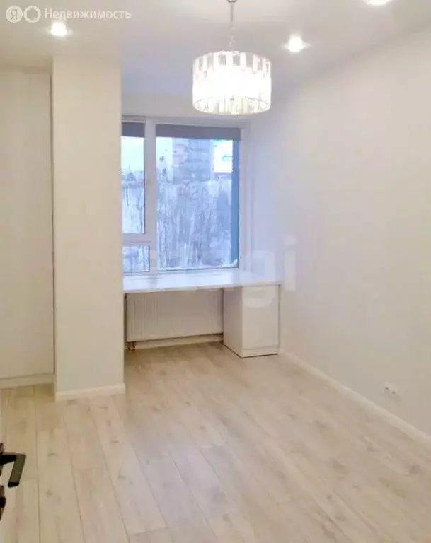 4-комнатная квартира: Пермь, улица Революции, 2А (85 м) - Фото 2