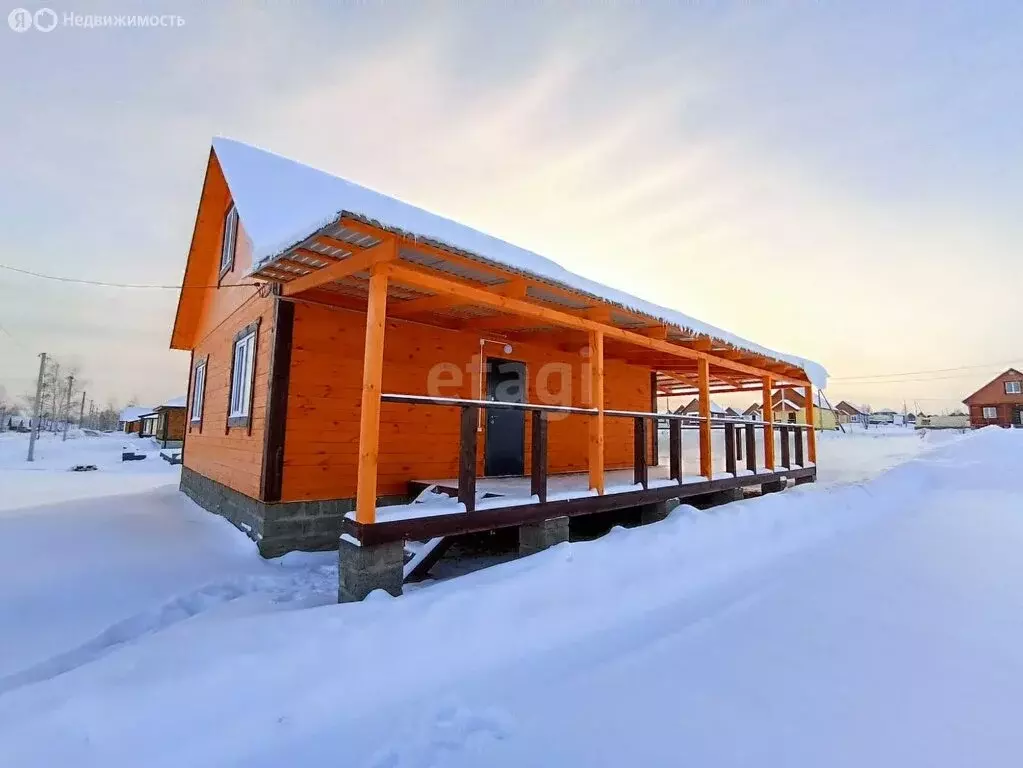 Дом в Чишминский район, Алкинский сельсовет, село Уразбахты (120 м) - Фото 1