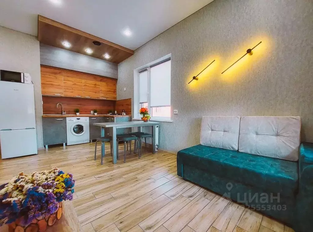 Дом в Краснодарский край, Ейский район, Должанская ст-ца Октябрьская ... - Фото 2