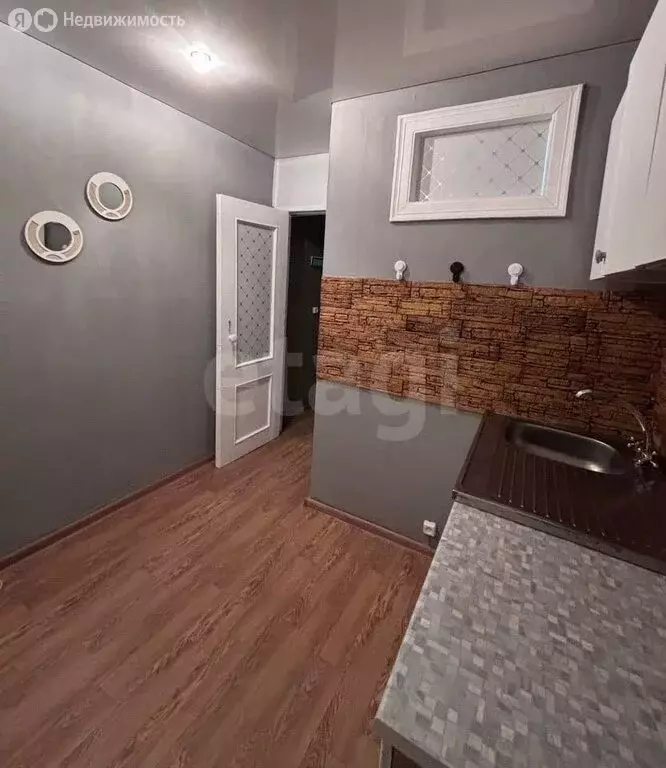 2-комнатная квартира: Златоуст, улица имени В.П. Чкалова, 5 (45.2 м) - Фото 2