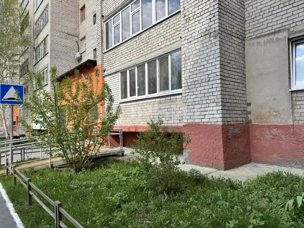 3-к кв. Тюменская область, Тюмень ул. Самарцева, 40 (59.6 м) - Фото 1