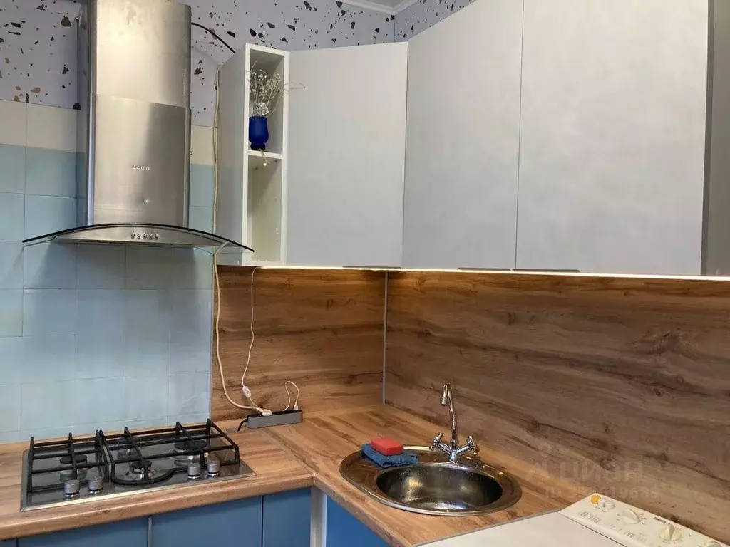 Комната Санкт-Петербург ул. Добровольцев, 18 (18.0 м) - Фото 2