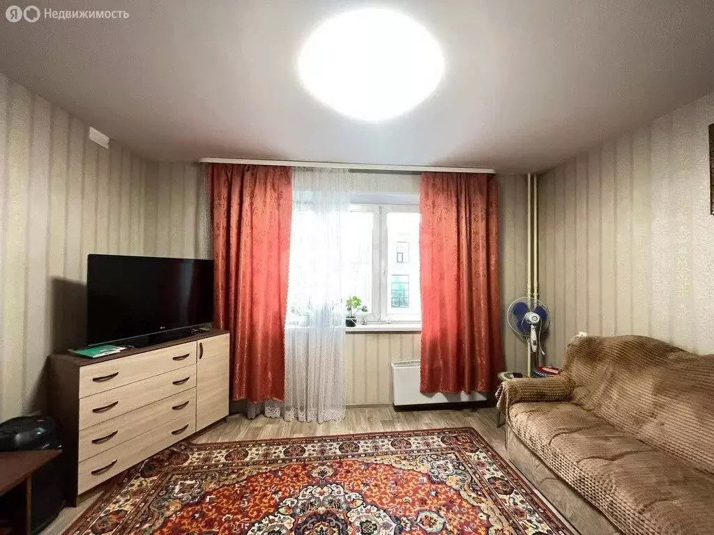 3-комнатная квартира: Рощино, улица Ленина, 27 (65.2 м) - Фото 1