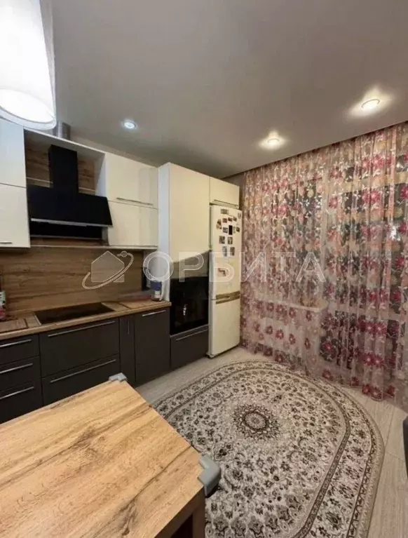 2-к кв. Тюменская область, Тюмень ул. Константина Посьета, 8 (58.5 м) - Фото 2