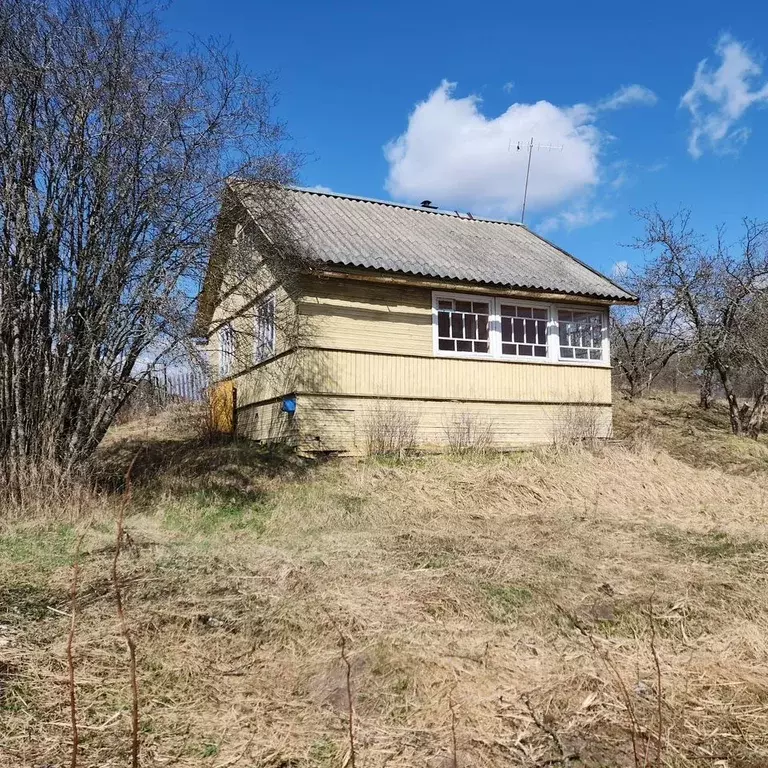 Дом в Ленинградская область, Лужский район, Толмачевское городское ... - Фото 0