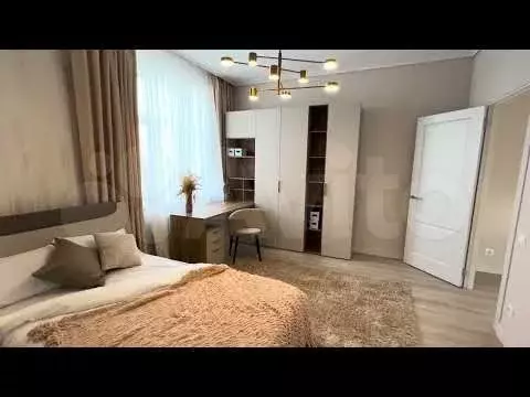 Дом 250 м на участке 10 сот. - Фото 1