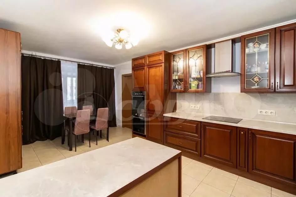 3-к. квартира, 110 м, 3/9 эт. - Фото 0