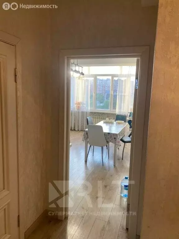 3-комнатная квартира: Каспийск, ПГСК Сигнал, 7-я линия, 37 (80 м) - Фото 1