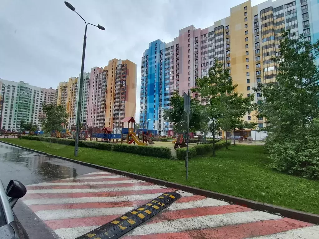 1-к. квартира, 42 м, 14/17 эт. - Фото 0