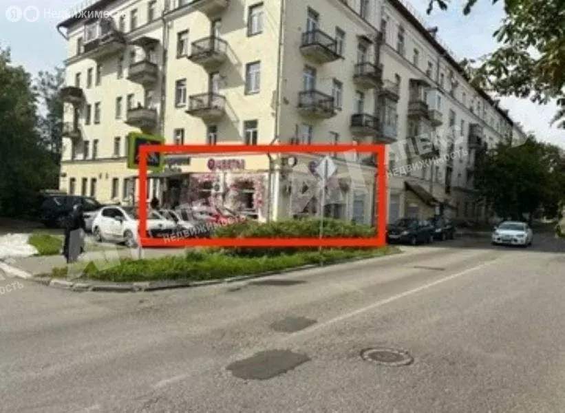 Торговая площадь (252 м) - Фото 2