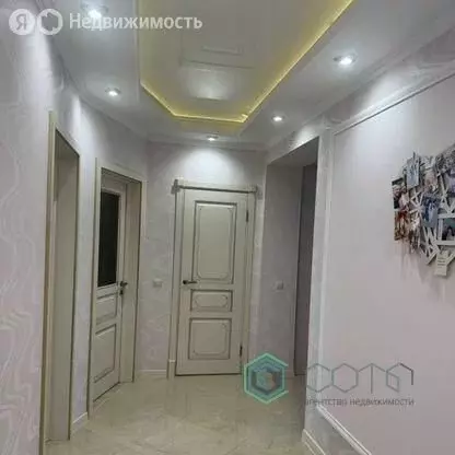 2-комнатная квартира: Васильково, Весенняя улица, 1 (65.5 м) - Фото 1