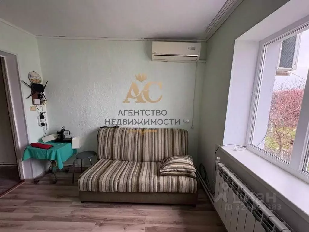 Дом в Крым, Кировский район, с. Партизаны ул. Суворова, 3Б (89 м) - Фото 2