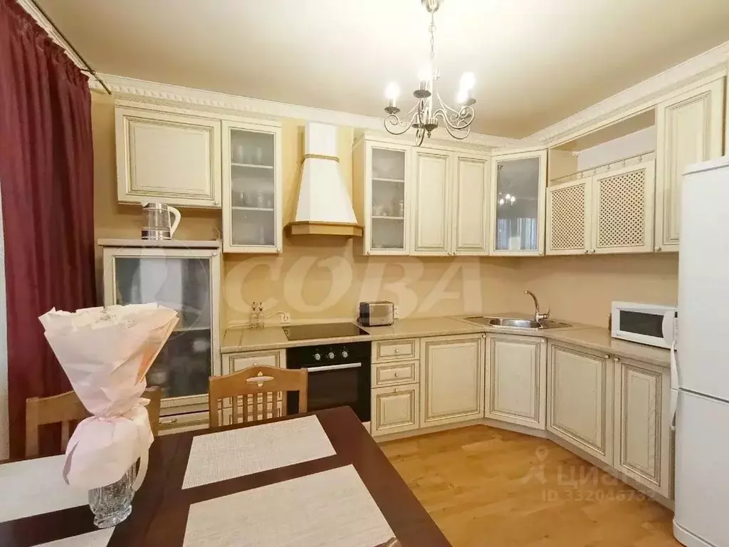 2-к кв. Тюменская область, Тюмень ул. Василия Гольцова, 22 (58.8 м) - Фото 0
