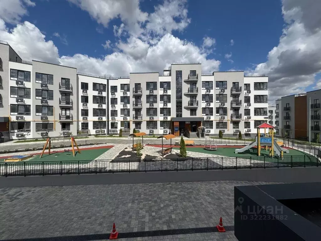 1-к кв. Крым, Симферопольский район, с. Мирное 51 (41.0 м) - Фото 1