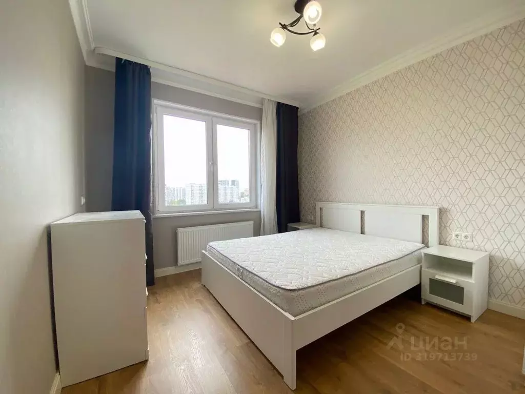 2-к кв. Москва ул. Юлиана Семенова, 8к1 (36.0 м) - Фото 0