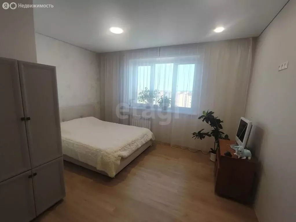 3-комнатная квартира: Абакан, улица Кирова, 183к1 (67.9 м) - Фото 0