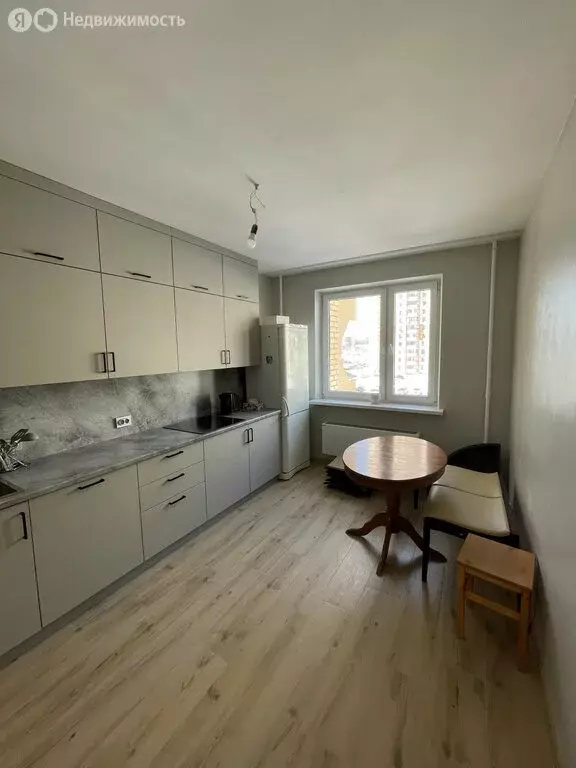 3-комнатная квартира: посёлок городского типа Дрожжино, Южная улица, ... - Фото 2