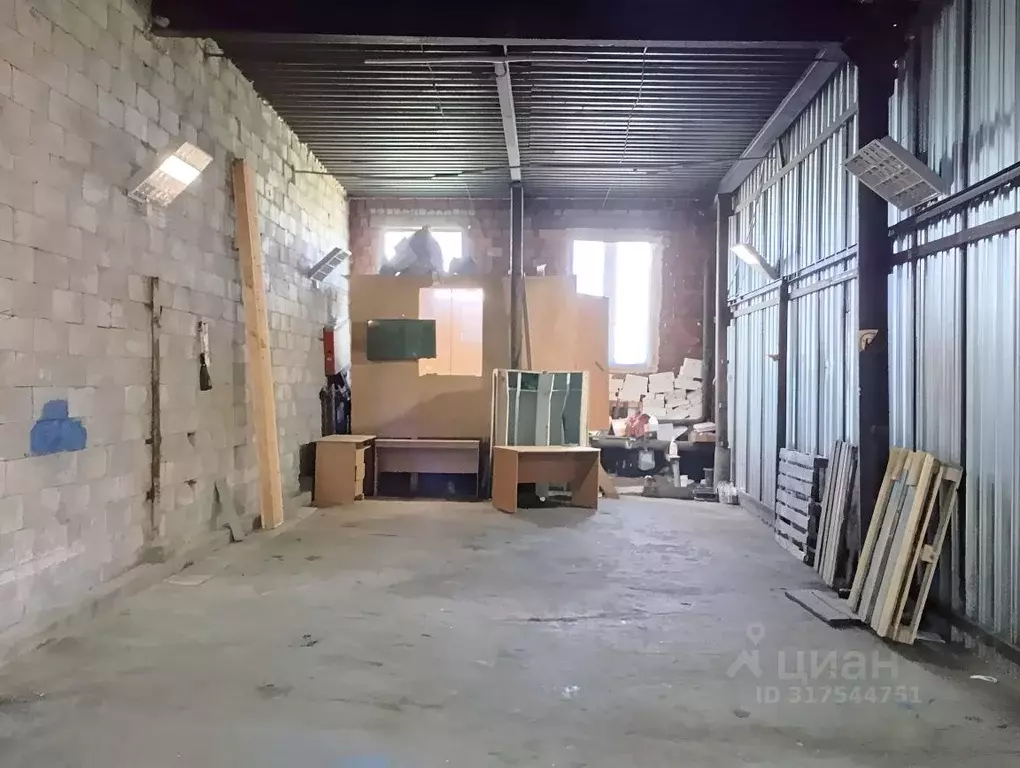 Склад в Нижегородская область, Нижний Новгород ул. Ларина, 12 (90 м) - Фото 0