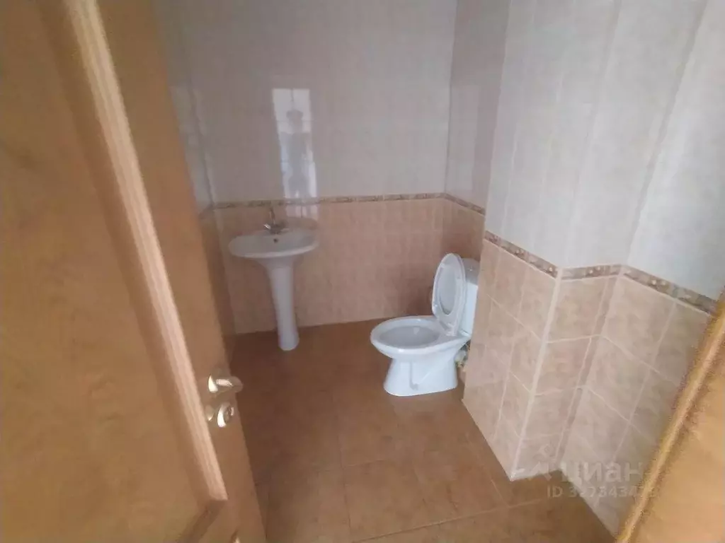 Помещение свободного назначения в Алтайский край, Барнаул ул. ... - Фото 2